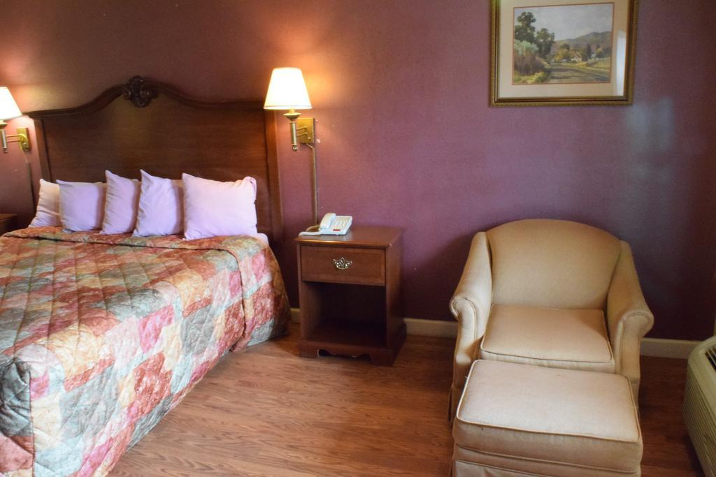 Delux Inn Oděsa Pokoj fotografie